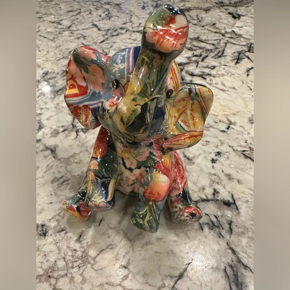 EUC La Vie Safari Decoupage Porcelain Elephant and Giraffe Figurine Set - Picture 5 of 11